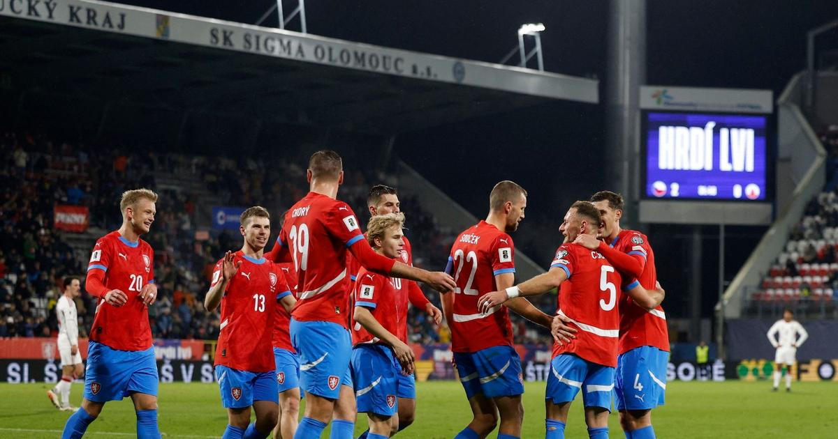 Česko - Irsko. Češi chtějí po 20 letech na MS, trenér Koubek vede tým do první bitvy