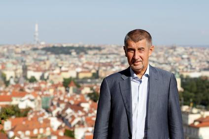 ŽIVĚ: Andrej Babiš obědval s prezidentem. O čem s Milošem Zemanem jednali?