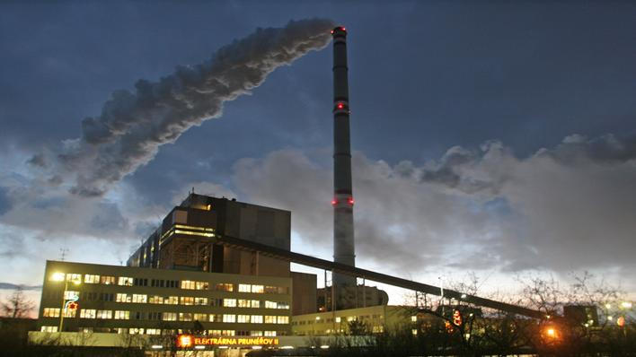 Uhelná elektrárna Prunéřov.