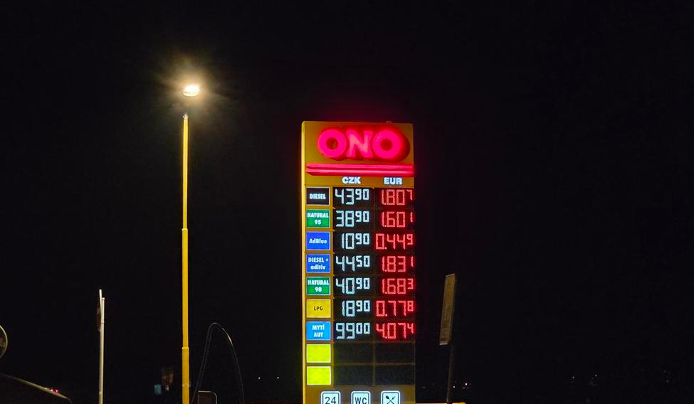 Totem čerpací stanice