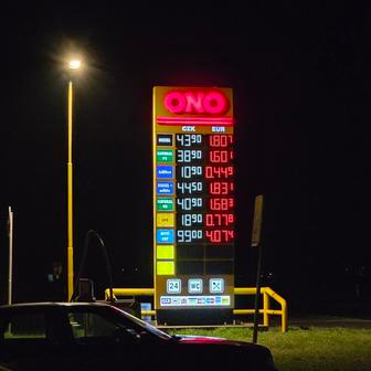 Totem čerpací stanice