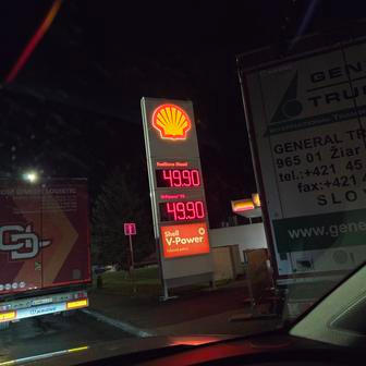 Totem čerpací stanice