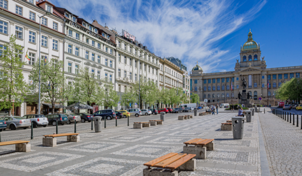Pokud se plány podaří naplnit, čeká centrum Prahy výrazná proměna směrem k modernějšímu a lidštějšímu veřejnému prostoru.