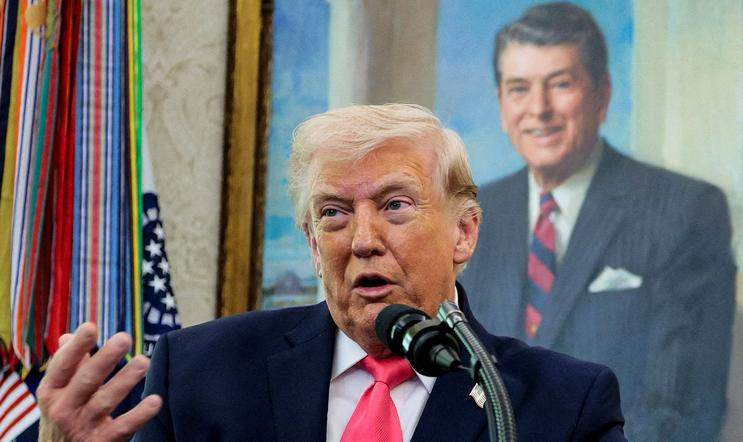 Donald Trump při jmenování šéfa ministerstva vnitřní bezpečnosti Marka Mullina, Bílý dům, 24. března 2026.