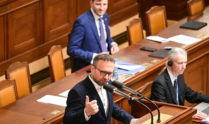 ČR-sněmovna-hospodářství-schůze-FASTPIX, Poslanecká sněmovna