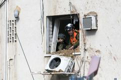 Tel Aviv pod palbou: raketa z Íránu prorazila Železnou kopuli