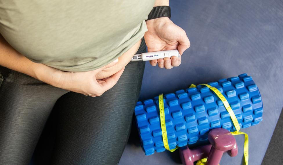 Wroclaw,,Poland.,January,5,,2026.,Woman,Preparing,To,Inject,Wegovy