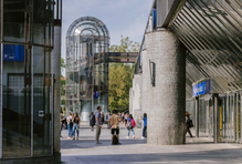 Mezi nejdiskutovanější projekty jednoznačně patří oblast Hlavního nádraží. Právě tu podle architekta, urbanisty a náměstka primátora Petra Hlaváčka čeká zásadní proměna, která se stane klíčovou nejen pro Pražany.