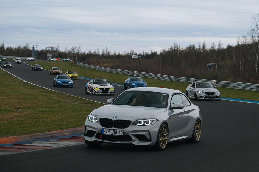 Do Mostu míří stovky ostrých BMW. Jubilejní sraz láká i na premiéru M2 Racing