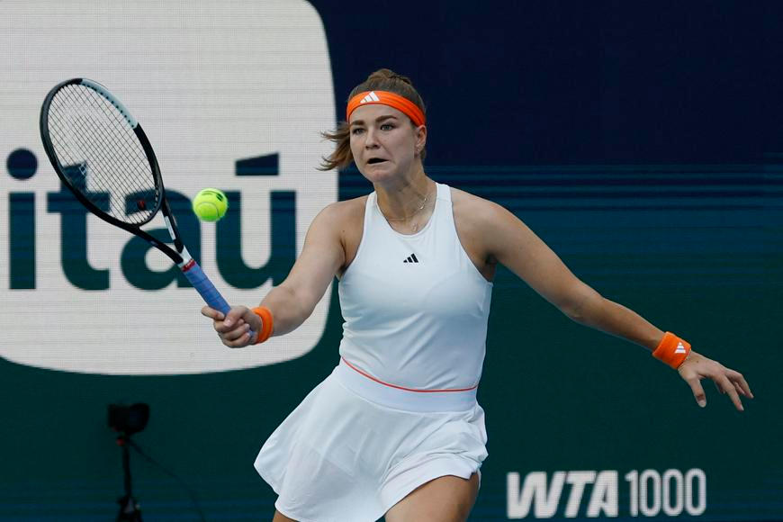 Muchová si v Miami finále nezahraje, Američanka ji smetla z kurtu