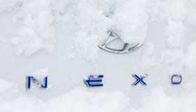 Majitelé vodíkového auta se pomalu smiřují se skutečností, že je neprodejné.