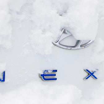 Majitelé vodíkového auta se pomalu smiřují se skutečností, že je neprodejné.