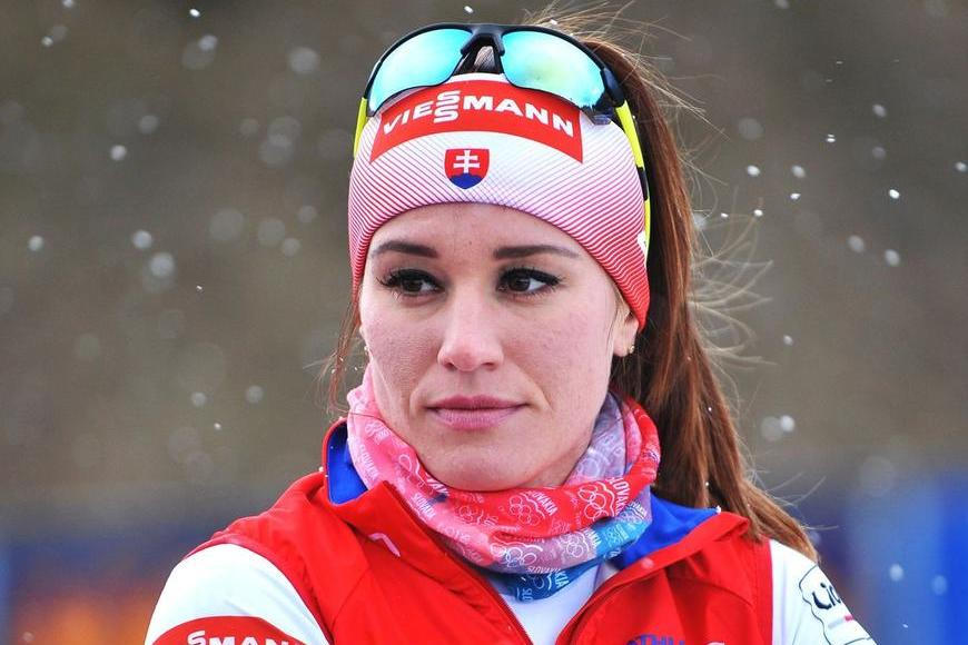 Měla punc biatlonové sexbomby, přiznala pád na dno. Fialková se dočkala dojemné rozlučky