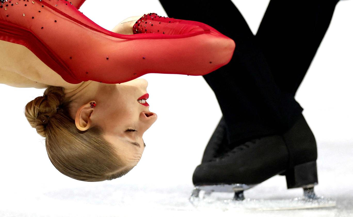 Škoda tyhle fotky minout: rozevlátá arcibiskupka, žokej ná býku nebo pocta legendě