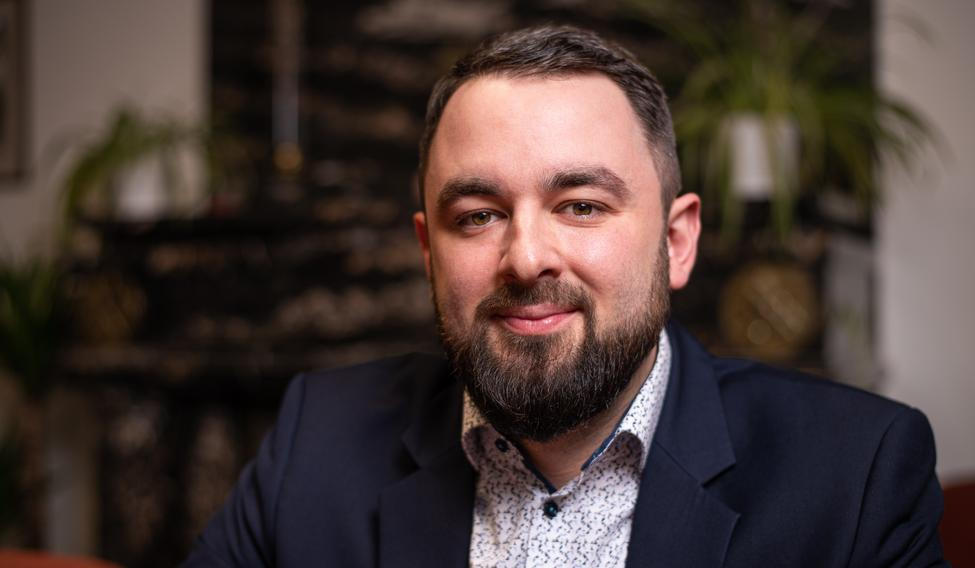 Poslední roky strávil Filip Říha jako obranný poradce české mise při OBSE ve Vídni. Teď se vrací domů a místo obrany zakotví na ministerstvu vnitra.