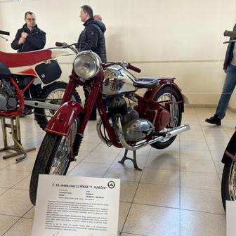 Auto-moto burza a aukce Retro Garáž březen 2026