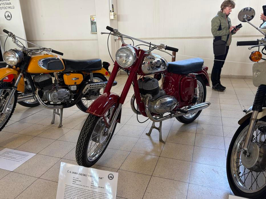 Auto-moto burza a aukce Retro Garáž březen 2026