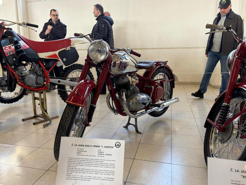Auto-moto burza a aukce Retro Garáž březen 2026