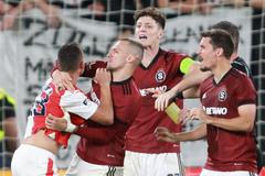 Slavná rozmíška Jana Bořila a Ladislava Krejčího v derby, které má už 130letou historii.