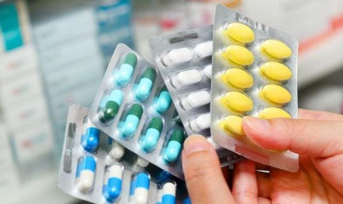 Léky, prášky, lékárna