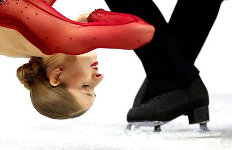 Škoda tyhle fotky minout: rozevlátá arcibiskupka, žokej ná býku nebo pocta legendě