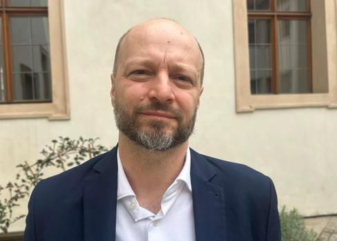 Senátor za Prahu 5 a 13 a zároveň předseda hnutí SEN 21 Václav Láska v březnu roku 2026