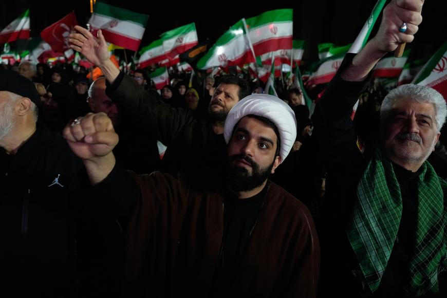 Otevře se Hormuzský průliv? Tři země prý chtějí spravovat dopravu ropy a plynu přes úžinu