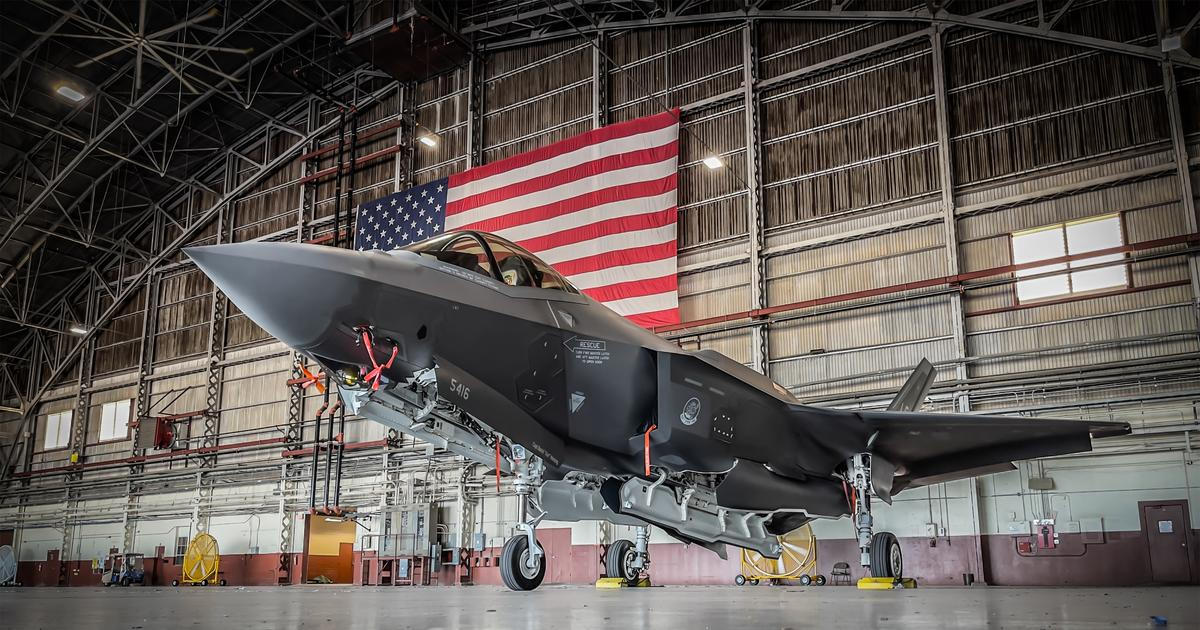 Nečekaný íránský úder. Hackeři zasáhli amerického obra, má dodat F-35 pro Česko