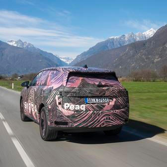 To je větší než Kodiaq: má delší karoserii i rozvor náprav.