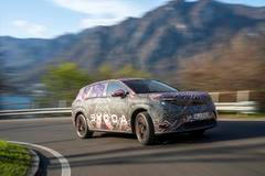 Kromě jiného bude také každé auto vybaveno funkcí V2L, tedy bude fungovat jako obří powerbanka.