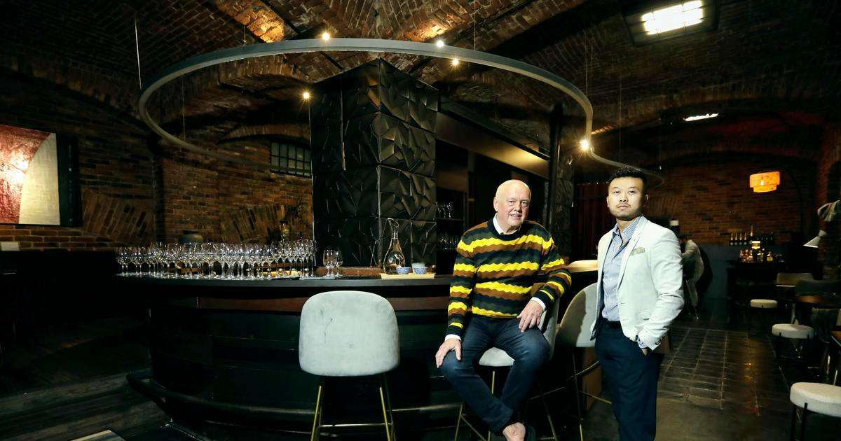 Kuchyně jako laboratoř. V restauraci s hvězdou od Michelina servírují menu se stovkou ingrediencí