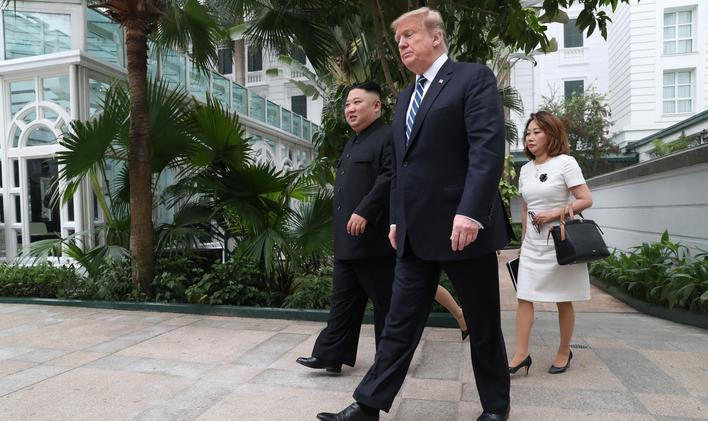 Jednání Trumpa a Kima v Hanoji