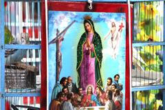 „Bůh nevyslyší vaše modlitby!“ Papežova tvrdá slova zahájila Svatý týden