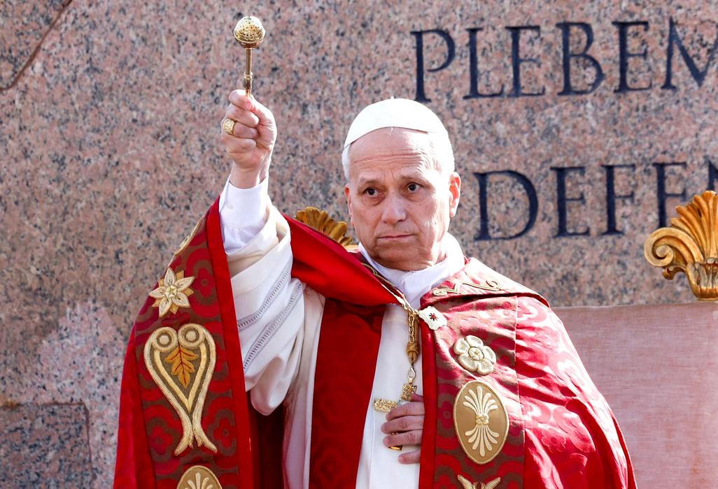 „Bůh nevyslyší vaše modlitby!“ Papežova tvrdá slova zahájila Svatý týden