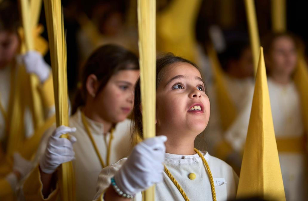 „Bůh nevyslyší vaše modlitby!“ Papežova tvrdá slova zahájila Svatý týden