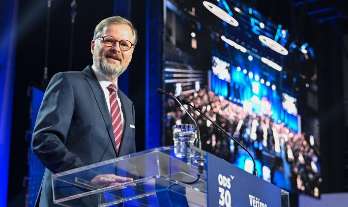 Bývalý premiér a expředseda ODS Petr Fiala odmítá, že by svou vysokou aktivitou ubližoval novému vedení ODS. "Kontakt na mě mají stovky členů a nikdo mi žádnou kritiku neříkal," uvedl pro Aktuálně.cz.