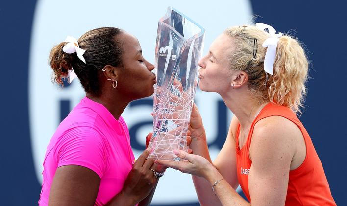 Taylor Townsendová a Kateřina Siniaková