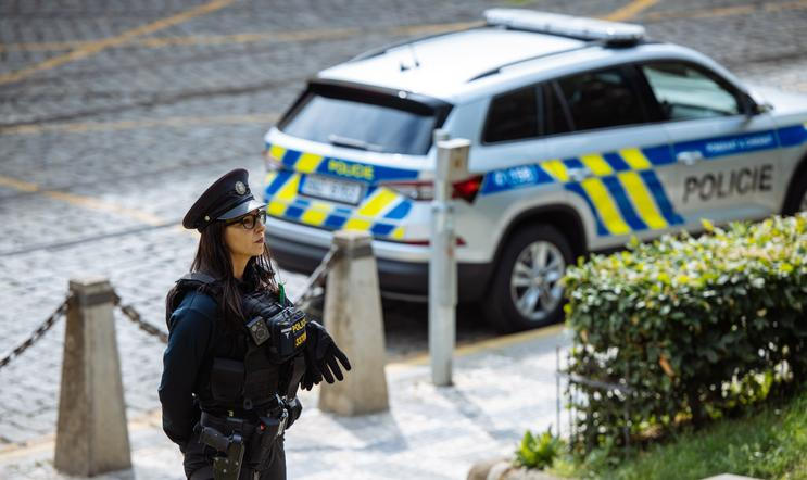 Policie ČR, policistka