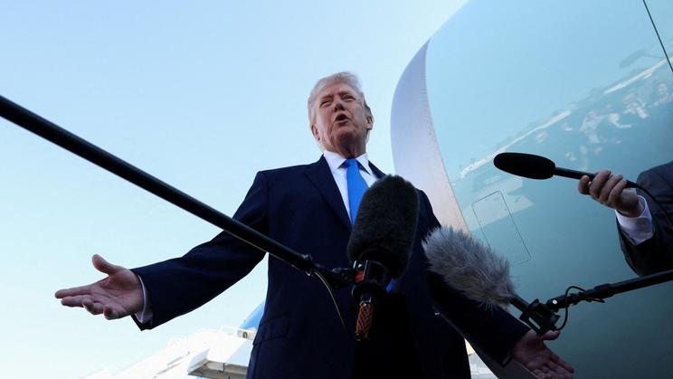 Americký prezident Donald Trump opouští West Palm Beach na Floridě.