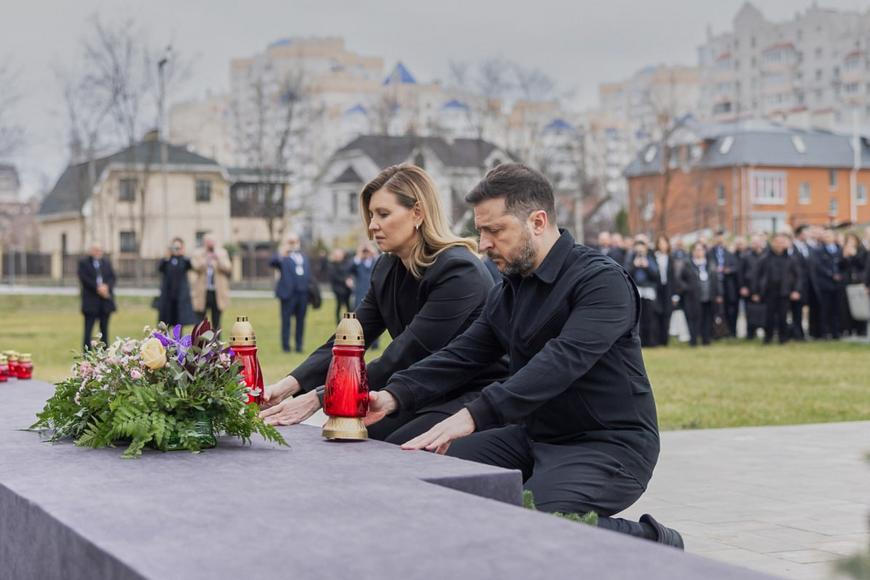 Symbol ruské brutality. Buča počtvrté uctila stovky zmasakrovaných civilistů