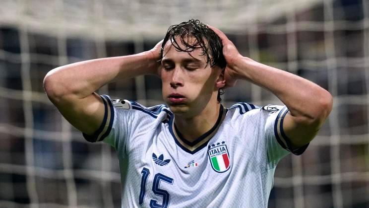 FIFA World Cup - UEFA Qualifiers - Finals - Bosnia and Herzegovina v Italy