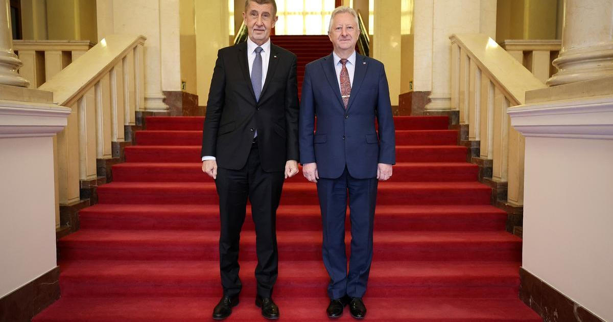 Babiš znovu obešel Hrad. Nečekaný „tah generálem“ ale rozladil i jeho ministra