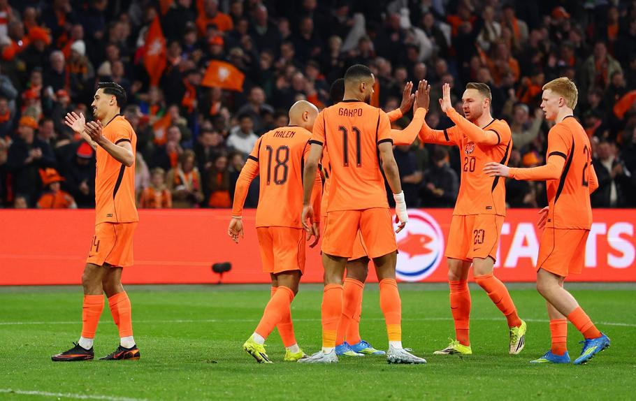 Fotbalisté Nizozemska v přípravném zápase s Norskem