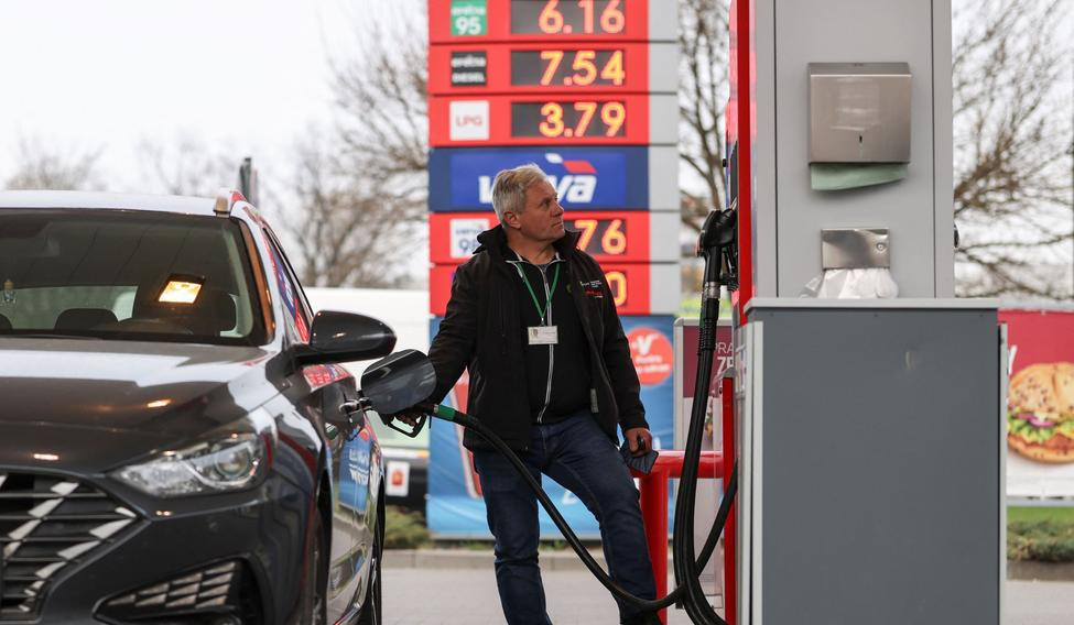 Poland capped fuel prices