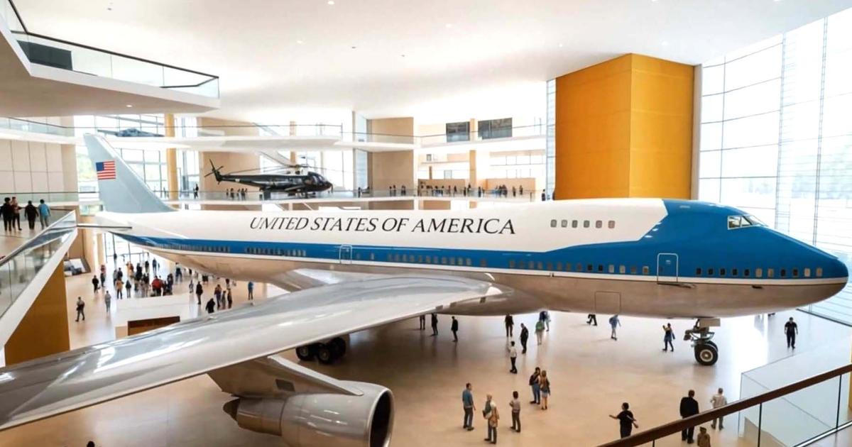 Air Force One v hale, stíhačka u čajového stolku. To není apríl, to je Trump!