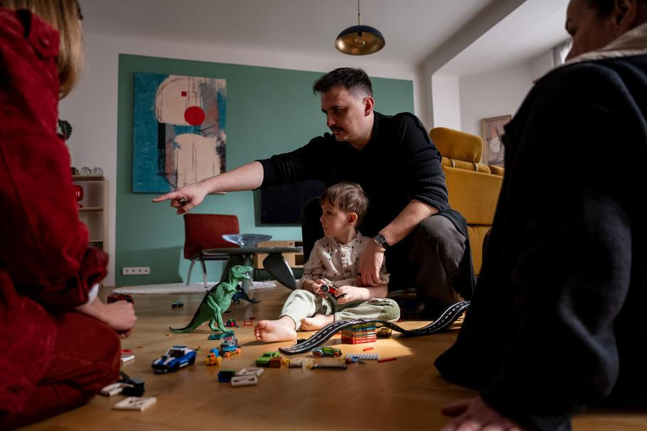 Ze seriálu ČT V zájmu dítěte. Scénář napsal Ondřej Gabriel, režie se ujal Pavel Soukup.