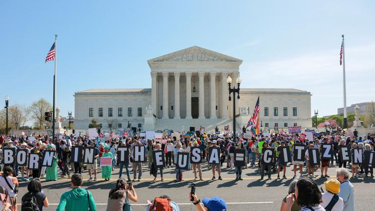 U.S. Supreme Court hears Trump's bid to limit birthright citizenship in Washington