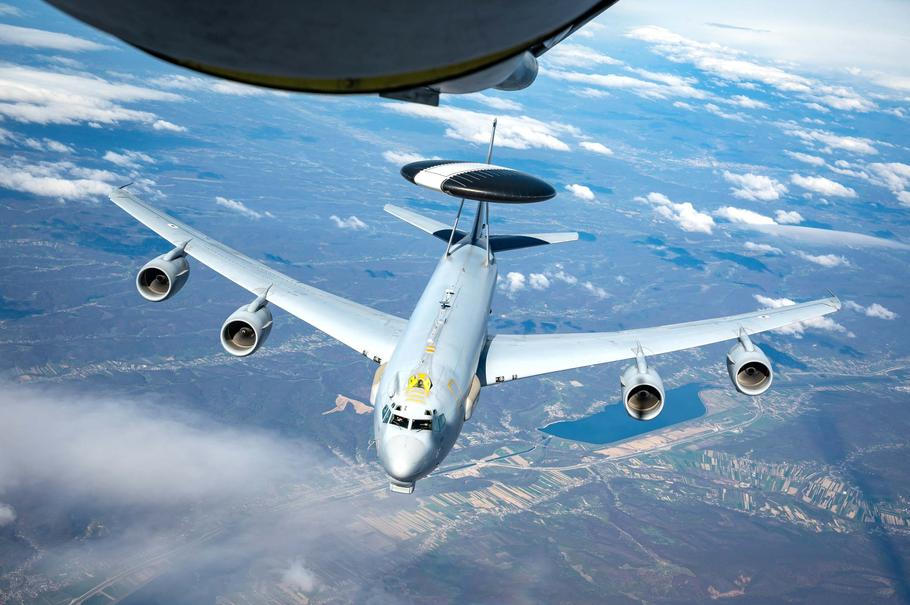 Zastaralé stroje E-3 stále zůstávají důležitou součástí všech amerických leteckých operací.