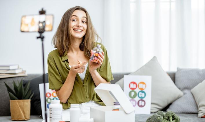 Živnost „influencer“ české paragrafy neznají. Co se týče daní, platí ale pro tvůrce webového obsahu stejná pravidla jako pro živnostníky.  Snímek je ilustrační.