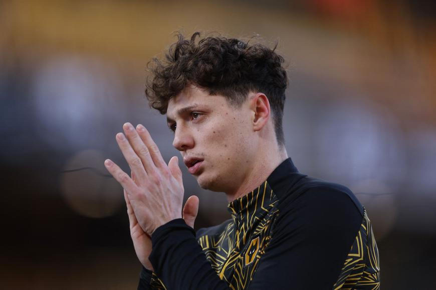 Trenér Wolves promluvil o Krejčího propíraném odchodu. Popsal, co od Čecha požaduje
